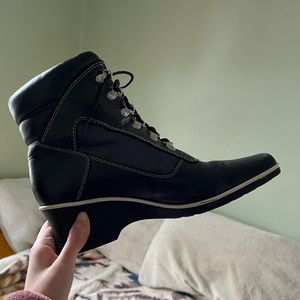 Timberland black wedge boots